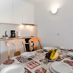 Apartment Oceanfront 2 Bedrooms In Tenerife South *