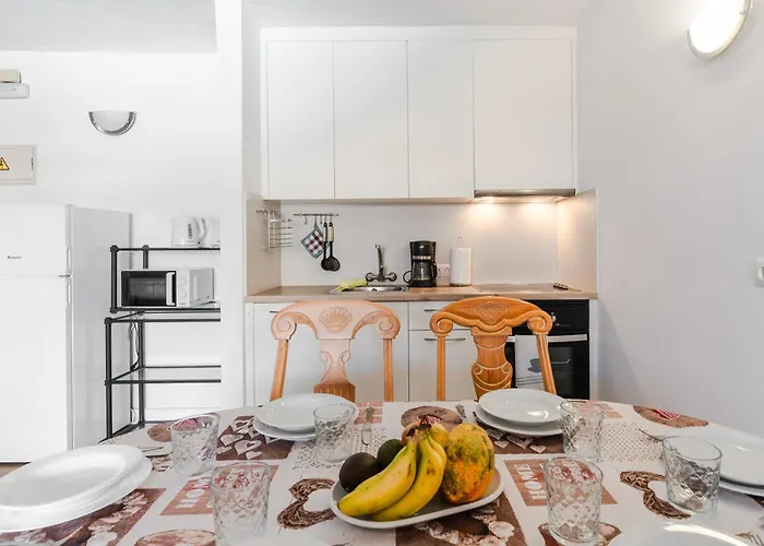 Oceanfront 2 Bedrooms In Tenerife South *